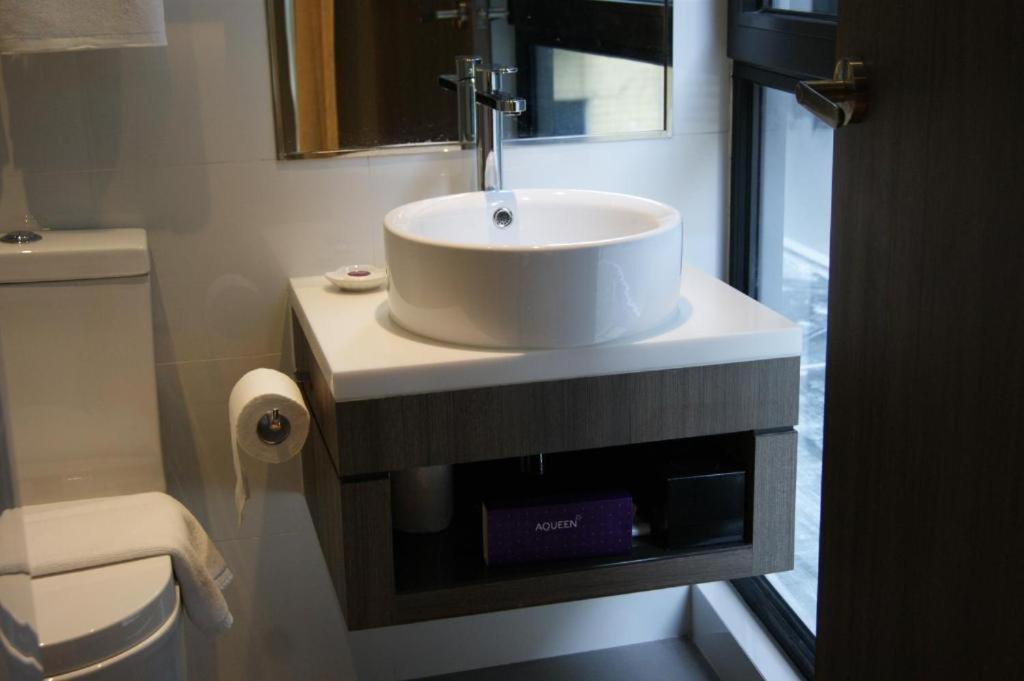 Amrise Hotel Kitchener Singapur Zewnętrze zdjęcie